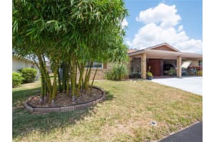 629 LARK DR, LAKELAND, FL 33813 Sold 07/22/22