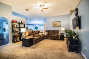7804 Country Chase Ave, Lakeland, FL 33810, Sold 06/13/22