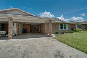 621 LARK DR, LAKELAND, FL 33813 Sold 08/15/22