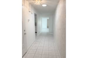 621 LARK DR, LAKELAND, FL 33813 Sold 08/15/22