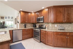 3410 BARLEY LN, LAKELAND, FL 33803 Sold 08/31/22