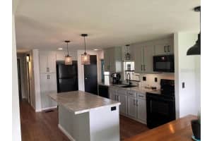 511 Lazy Lake Dr E, Lakeland, FL 33801, Sold 06/15/22