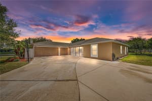 221 WHITE CLIFF, AUBURNDALE, FL 33823 Sold 07/06/22