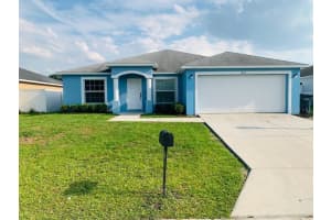1633 SADDLEHORN DR, LAKELAND, FL 33810 Sold 07/27/22