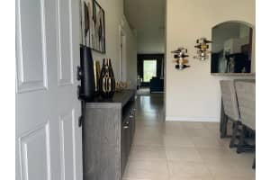 1633 SADDLEHORN DR, LAKELAND, FL 33810 Sold 07/27/22