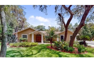 1502 SHERWOOD LAKES BLVD, LAKELAND, FL 33809 Sold 06/30/22