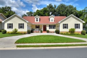5311 BLOOMFIELD BLVD, LAKELAND, FL 33810 Sold 12/12/23