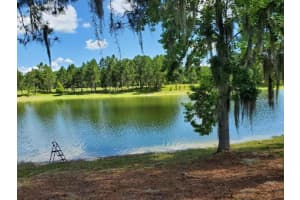 2040 FARRINGTON DR, LAKELAND, FL 33809 Sold 08/19/22