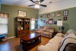 223 TARA CT, LAKELAND, FL 33809 Sold 10/14/22