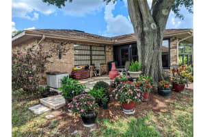 564 LAKE MYSTIC LN, LAKELAND, FL 33813 Sold 07/13/22