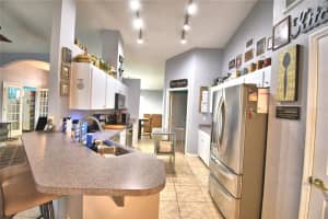 6334 OAKPOINT DR, LAKELAND, FL 33813 Sold 08/08/22