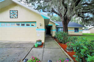 1644 BOWMANS TRL, LAKELAND, FL 33809 Sold 07/15/22