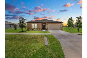 701 GARDEN OAKS SQ, SEFFNER, FL 33584 Sold 02/10/23