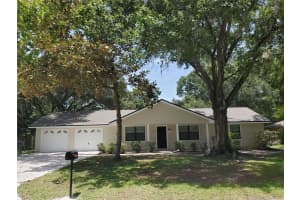 5109 GREENGLEN LN, LAKELAND, FL 33811 Sold 07/29/22