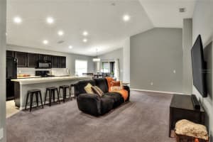 3310 MAHOGANY POINTE LOOP, LAKELAND, FL 33810 Sold 08/19/22