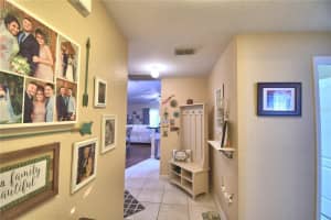 1598 SADDLEHORN DR, LAKELAND, FL 33810 Sold 09/21/22