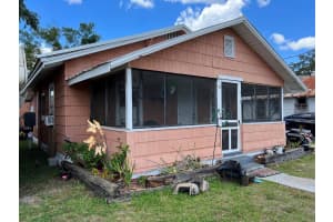 514 PINE ST, AUBURNDALE, FL 33823 Sold 01/03/23