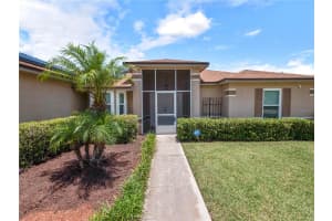 661 BERKLEY POINTE DR, AUBURNDALE, FL 33823 Sold 08/24/22