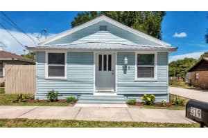 319 OAK ST, AUBURNDALE, FL 33823 Sold 08/15/22