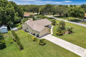 902 FLAG CT, AUBURNDALE, FL 33823 Sold 08/08/22