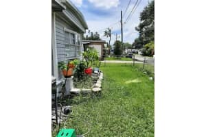 19 SUNSET CIR, LAKE ALFRED, FL 33850 Sold 09/21/22