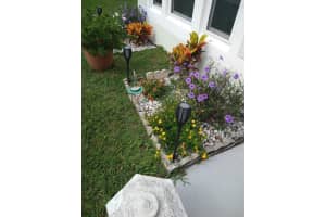 5758 OAKWOOD KNOLL DR, LAKELAND, FL 33811 Sold 09/30/22