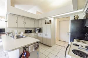 734 LAMP POST LN, LAKELAND, FL 33809 Sold 09/12/22