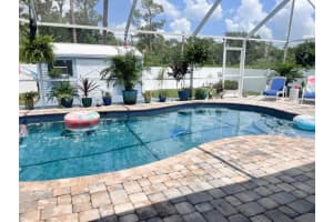 6731 KRENSON OAKS CIR, LAKELAND, FL 33810 Sold 08/31/22