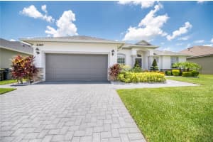 3087 PEARLY DR, LAKELAND, FL 33812 Sold 11/10/22