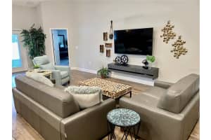 139 ELOISE OAKS DR, WINTER HAVEN, FL 33884 Sold 09/02/22