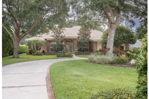 825 WHITESTONE CT, LAKELAND, FL 33803 Sold 08/29/22