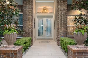 825 WHITESTONE CT, LAKELAND, FL 33803 Sold 08/29/22