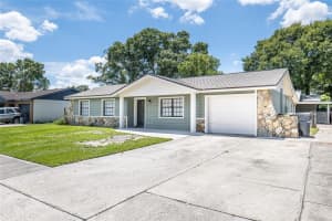 640 PONDEROSA DR E, LAKELAND, FL 33810 Sold 10/11/22