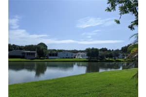 2123 CYPRESS CROSS DR, LAKELAND, FL 33810 Sold 09/09/22