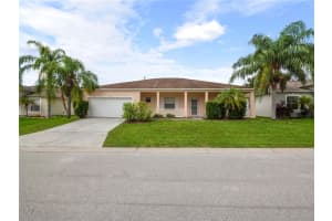 508 REDDICKS CIR, WINTER HAVEN, FL 33884 Sold 10/11/22