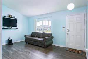 351 Columbo St, Winter Haven, FL 33880, Sold 09/26/22