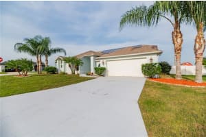 6326 Oakpoint Dr, Lakeland, FL 33813, Sold 09/16/22