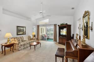 424 Emerald Cove Loop, Lakeland, FL 33813, Sold 09/20/22