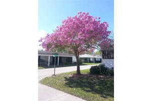 4863 Colonnades Cir E, Lakeland, FL 33811, Sold 10/06/22