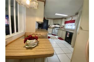 4863 Colonnades Cir E, Lakeland, FL 33811, Sold 10/06/22