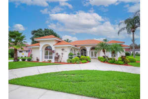 537 GREENWAY DR, LAKE WALES, FL 33898 Sold 11/14/22