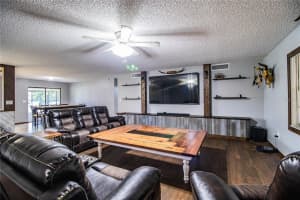 2426 YORK PL, LAKELAND, FL 33810 Sold 12/22/22