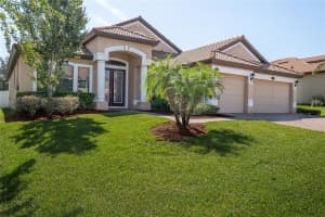 4033 SUNSET LAKE DR, LAKELAND, FL 33810 Sold 10/28/22