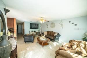 1375 6 IRON DR, LAKELAND, FL 33801 Sold 01/25/23