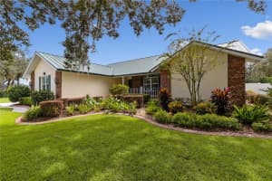 1637 YORKSHIRE TRL, LAKELAND, FL 33809 Sold 12/28/22