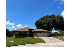 278 SANTA ROSA DR, WINTER HAVEN, FL 33884 Sold 10/21/22