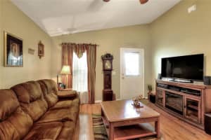 3240 GRAND PINES DR, LAKELAND, FL 33810 Sold 10/28/22