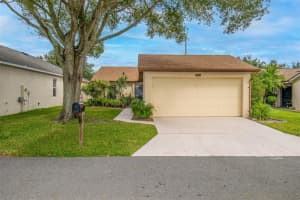 4404 Glenns Landing, Winter Haven, FL 33884, Sold 11/16/22