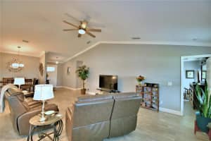 1451 MAGNOLIA LN, AUBURNDALE, FL 33823 Sold 01/20/23