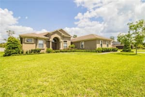 6561 Heritage Park Pl, Lakeland, FL 33813, Sold 02/27/23